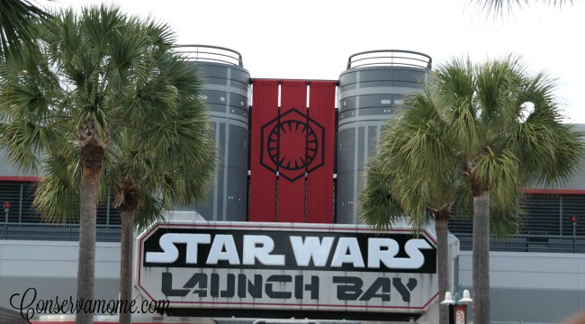Star Wars Launch Bay 