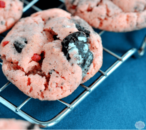 Strawberry Oreo Cake Mix Cookies