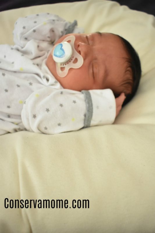 5 Reasons Every New Parent Needs a SnuggleMe A Newborn Essential