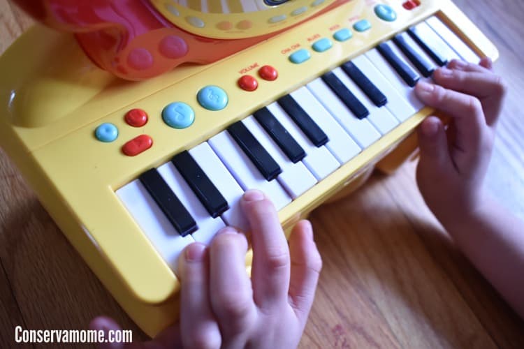 lion piano toy