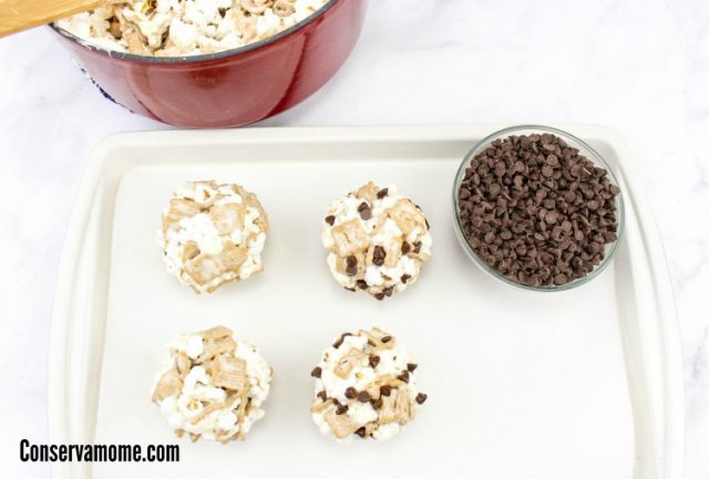 S'mores Popcorn Balls Recipe - ConservaMom