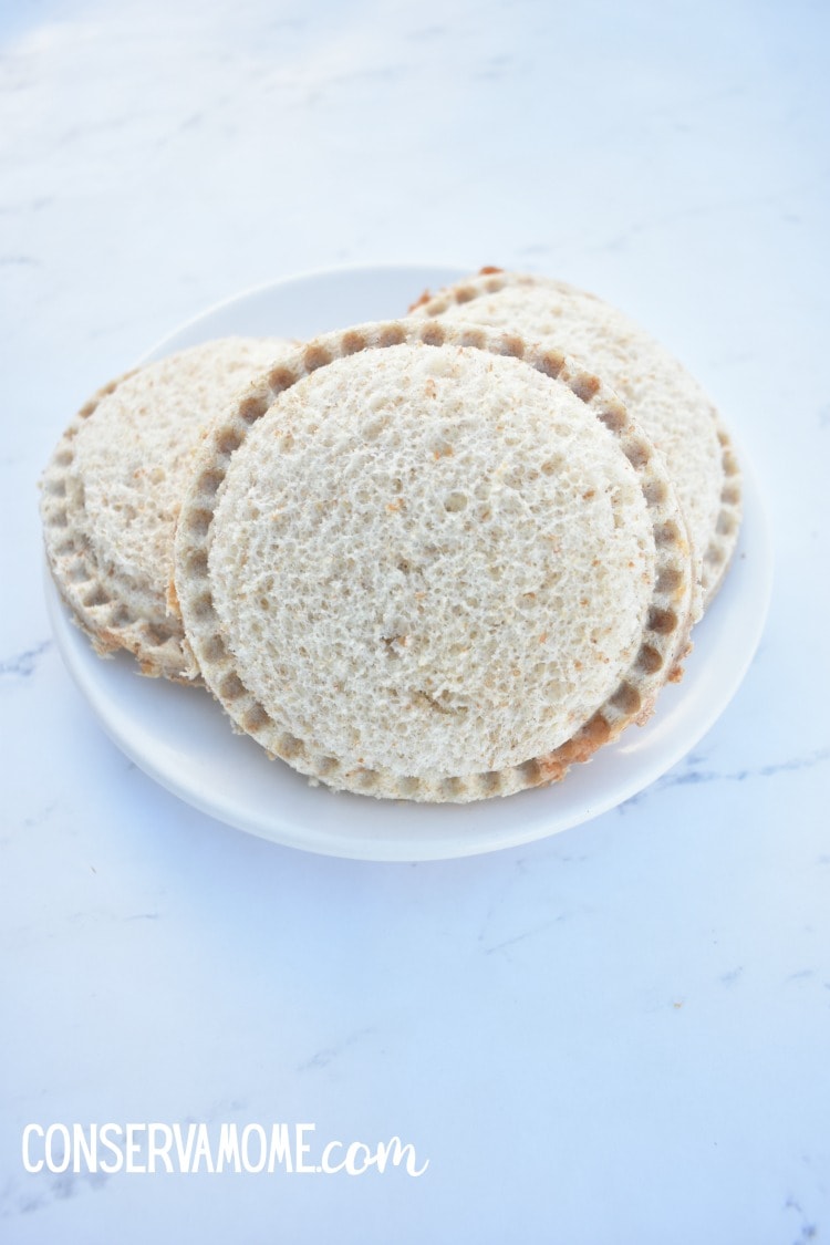 DIY Peanut Butter & Jelly Uncrustables