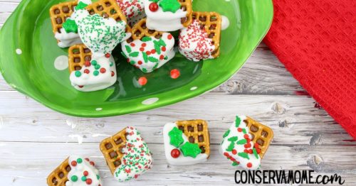 Delicious Christmas Chocolate Pretzel Sandwiches