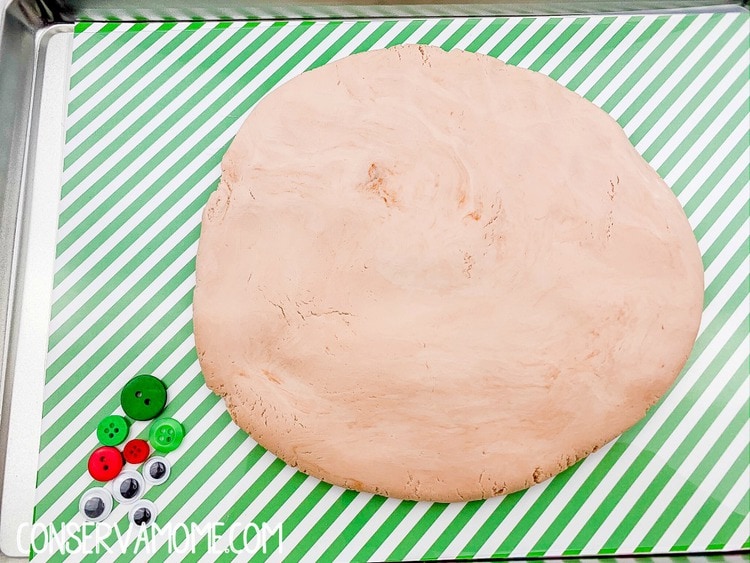 Gingerbread Man Cloud Dough Sensory play activity