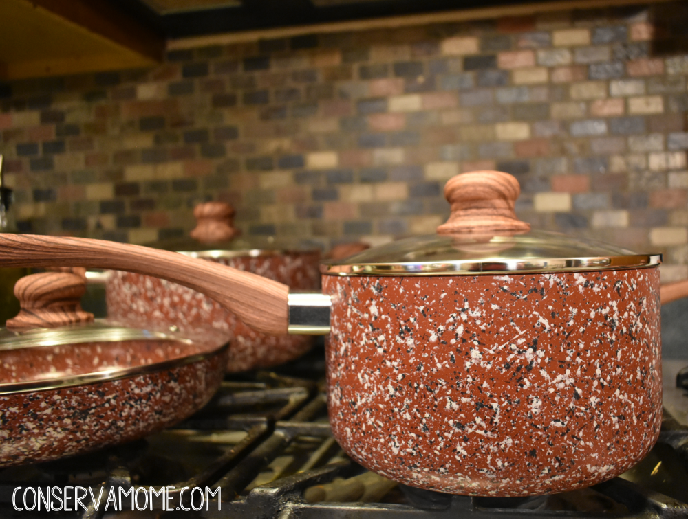 https://conservamome.com/wp-content/uploads/2020/12/Red-Granite-Nonstick-Cookware-Set.png