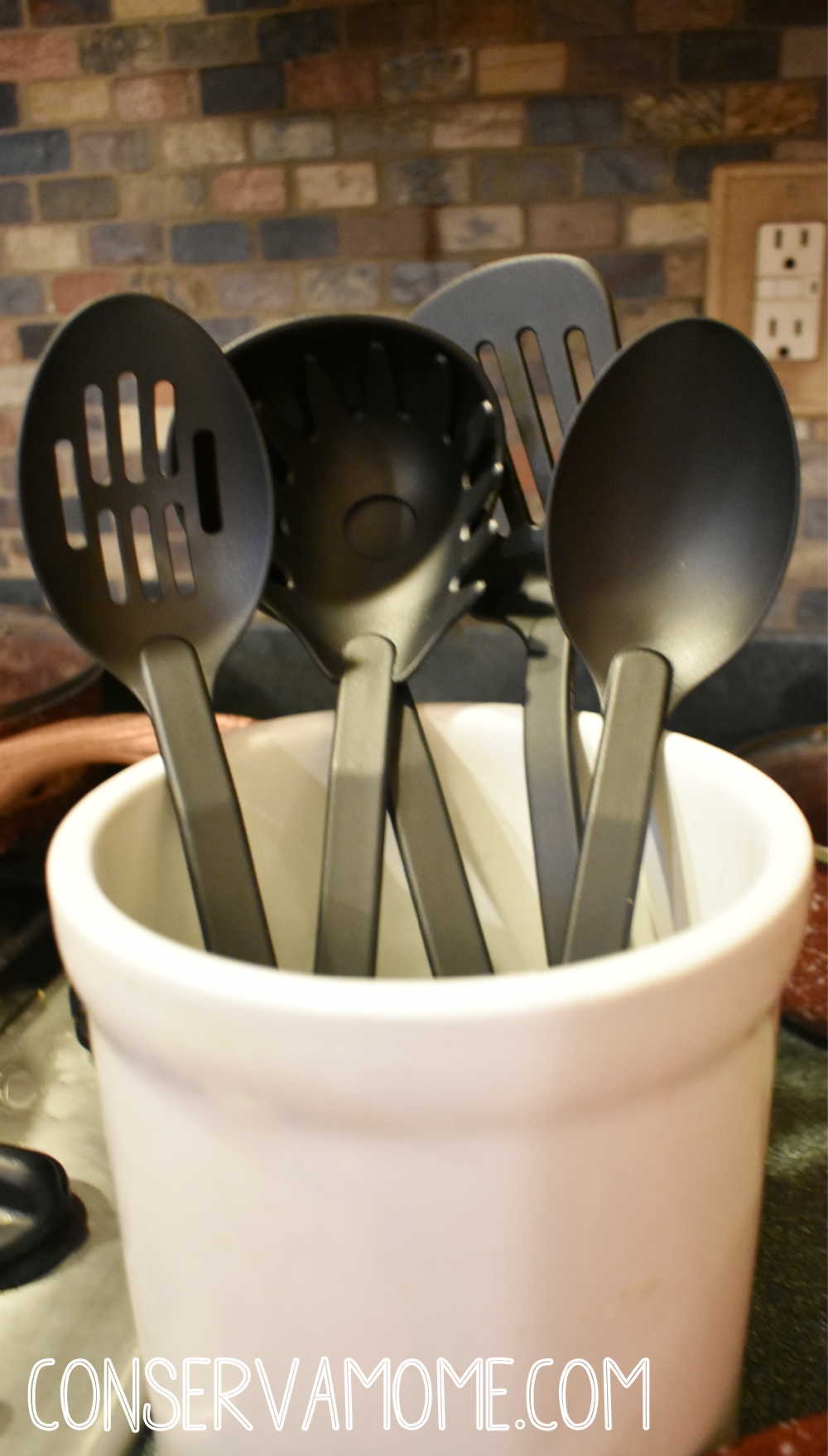 https://conservamome.com/wp-content/uploads/2020/12/utensils-for-Red-Granite-Nonstick-Cookware-Set.png