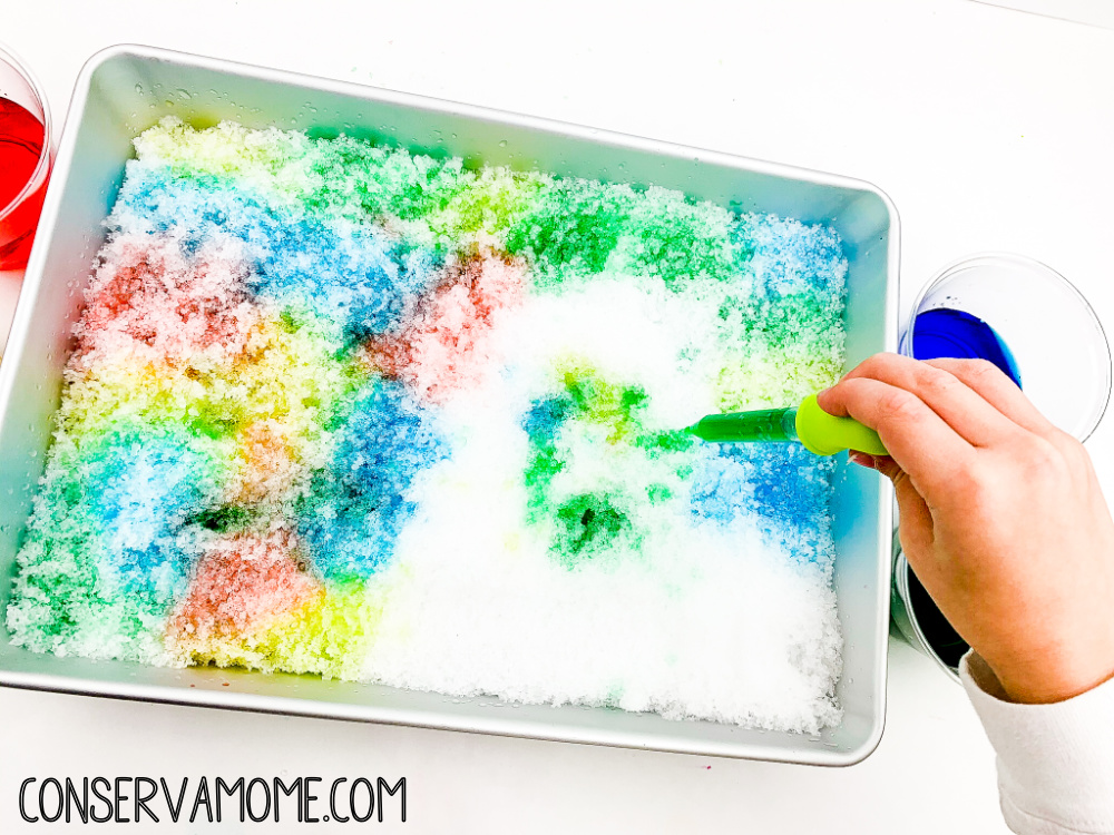 Snow Spray Paint Recipe : A fun Winter Sensory Activity - ConservaMom