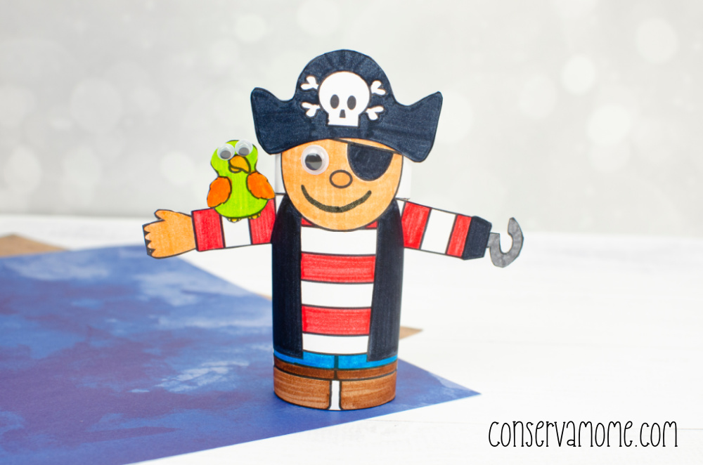 Pirate Toilet Paper roll craft: A fun Pirate Themed Craft For kids