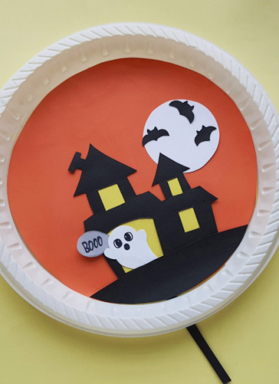 Halloween Haunted house paper plate craft