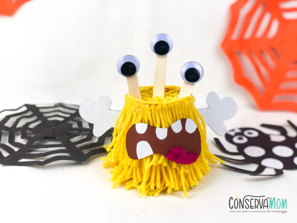 Monster craft- Easy monster craft idea for Halloween with paper