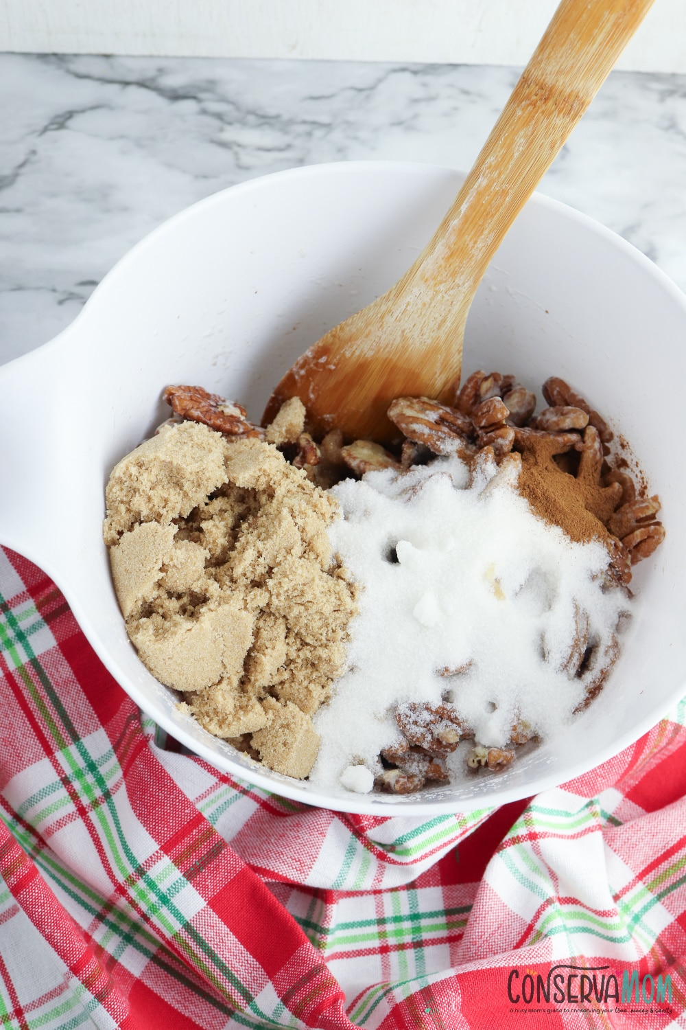 Slow Cooker Cinnamon Sugar Pecans