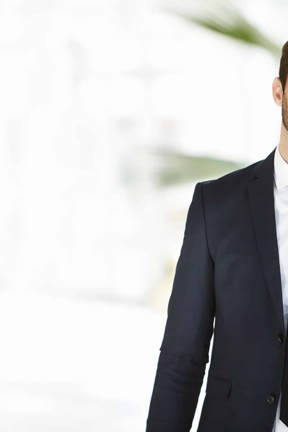 From Classic to Modern Exploring Suit Rental Options for Men 