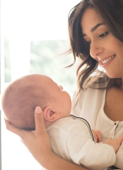 An Essential Guide to Postpartum Recovery Tips for New Moms