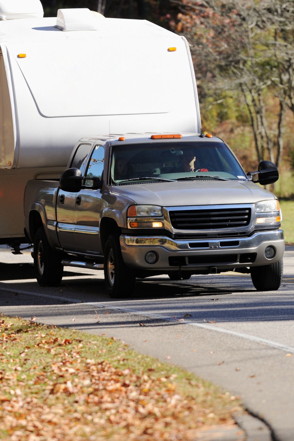Top 5 Must-Have Accessories for Your Trailer Hitch