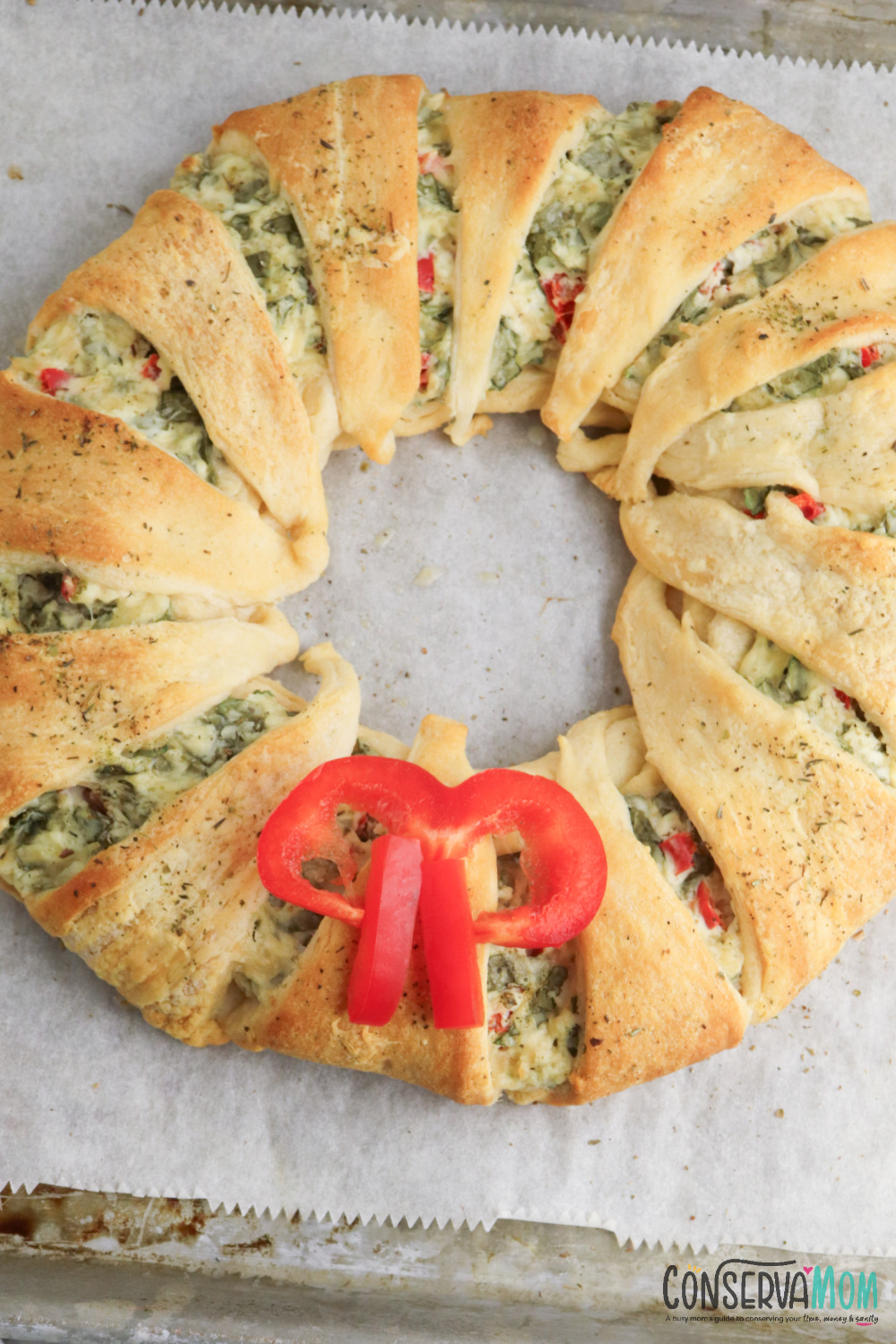 Spinach dip Wreath