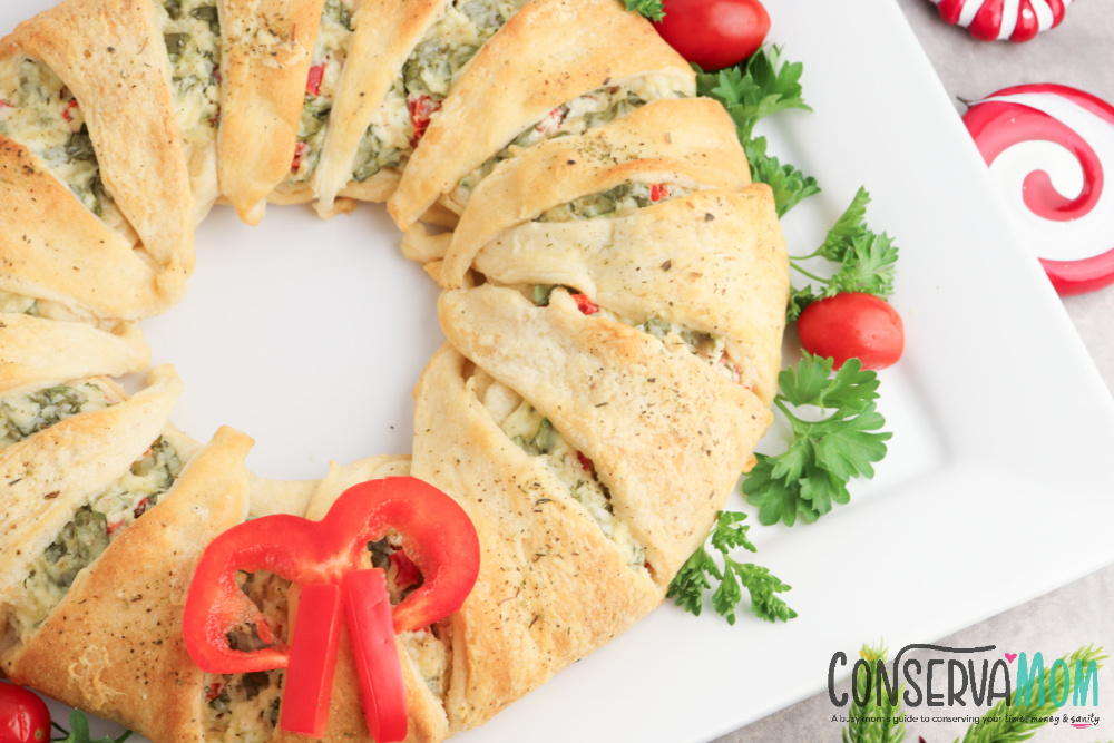Spinach dip Wreath