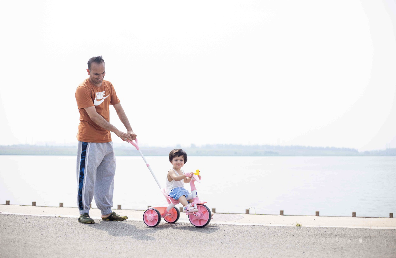 Beyond the Stroller: Why a Tricycle with Handle is a Toddlerhood Essential